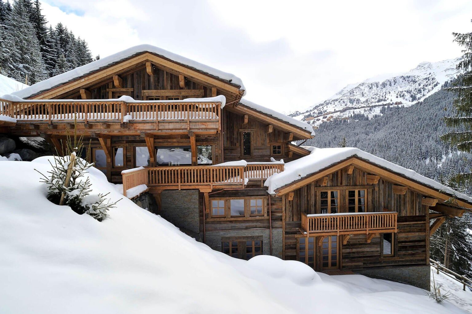 5 chalets de montagne à découvrir pour des vacances de rêve ! • Chalet ...