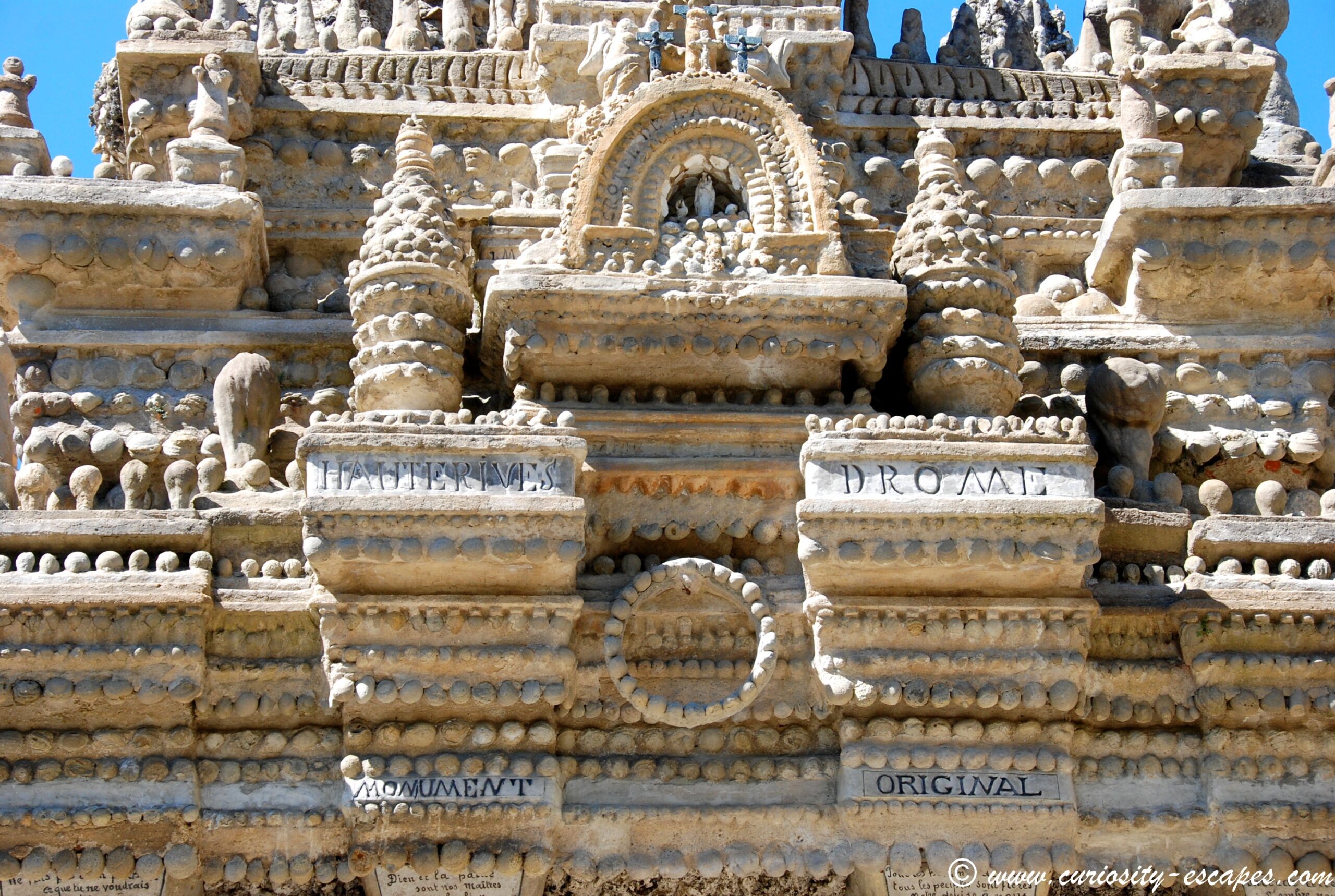 Détail du Palais du Facteur Cheval