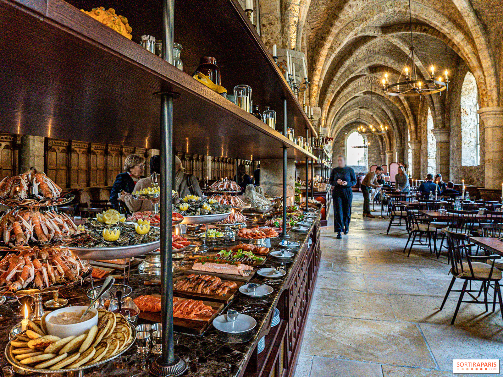 Refectoire des moines Abbaye Vaux de Cernay